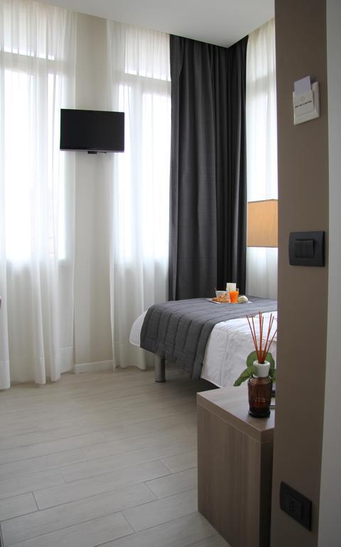 Hotel Zara Milano Bagian luar foto