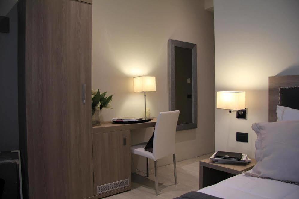 Hotel Zara Milano Bagian luar foto